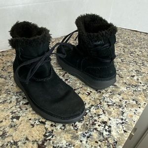 Skechers Chalet Snow Day Leather Faux Fur Lined Black Suede ToneUps Boots 6
